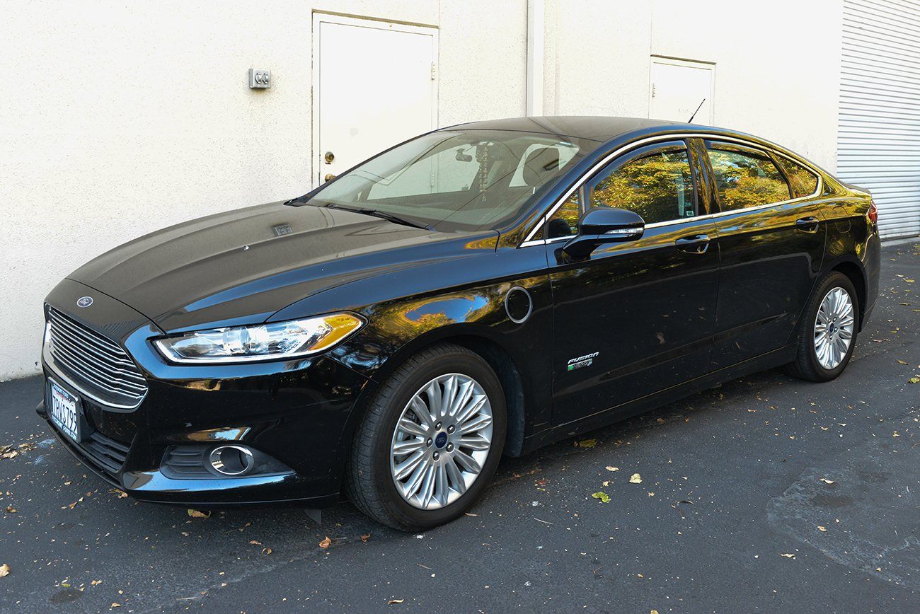 Car Rain Guards Sun Shields Window Visors For 2013-2020 Ford Fusion | 4-Piece Tape-On Rain Guards | Mugen Style Deflectors Tape-on Window Visors - Foto 14